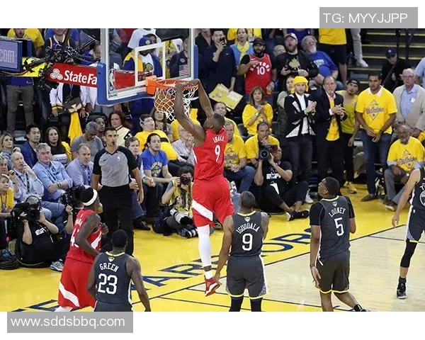 猛龙惨败骑士比赛回放分析揭示球队问题与未来展望 猛龙惨败骑士比赛回放分析揭示球队问题与未来展望